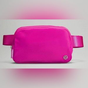 Lululemon Sonic Pink 1L Everywhere Belt Bag